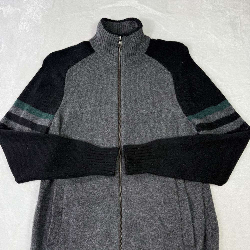 BANANA REPUBLIC Sweater Jacket Mens Medium Gray Italian Yarn Wool Striped Soft